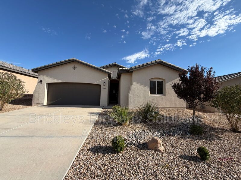 Rio Rancho House: 3969 Kodiak Rd NE