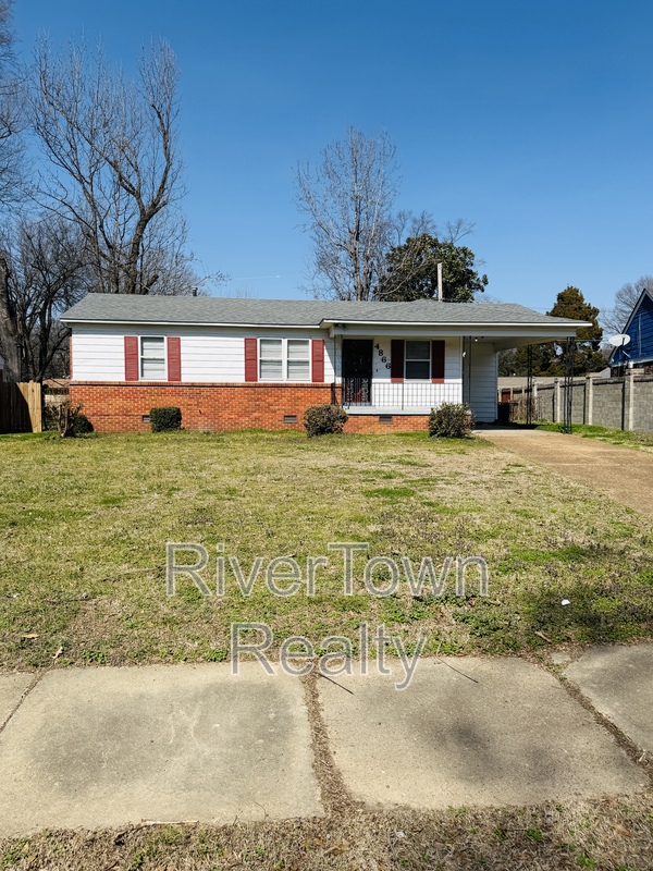 Memphis House: 4866 Berrydale Ave