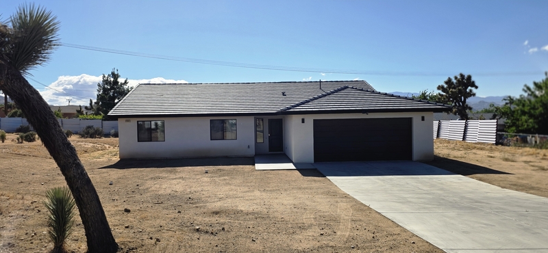 Yucca Valley House: 8160 Palomar Avenue