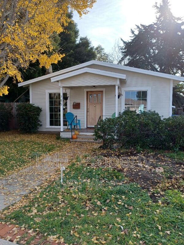 San Luis Obispo House: 785 Lincoln St.