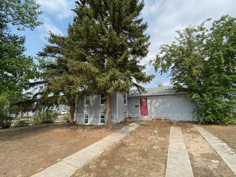 Laramie House: 1203 Canby St