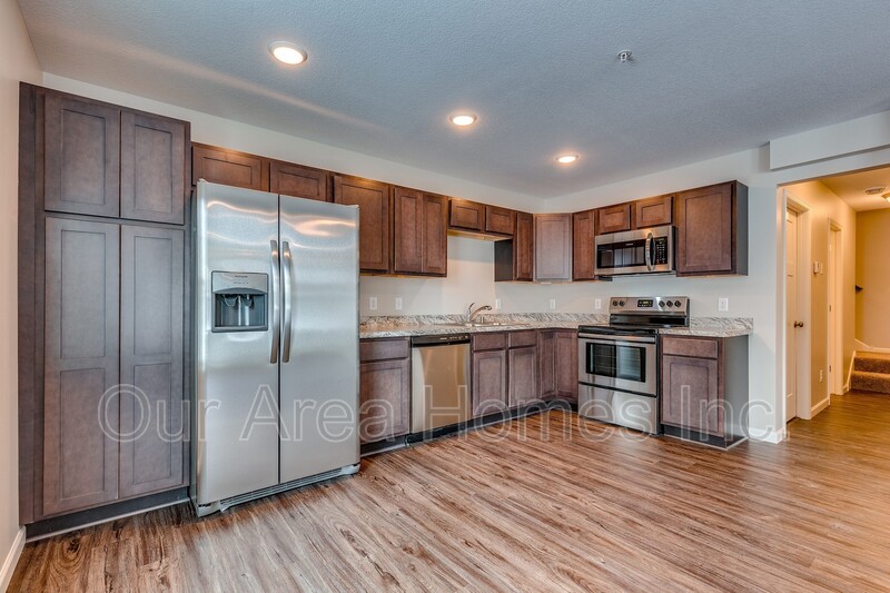 Zimmerman House: 12654 Pond View Rd