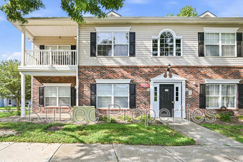 Cornelius Condo: 21136 Kimbrough Ln