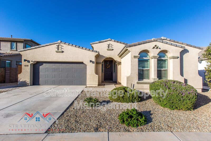 Surprise House: 14270 W Faye Way
