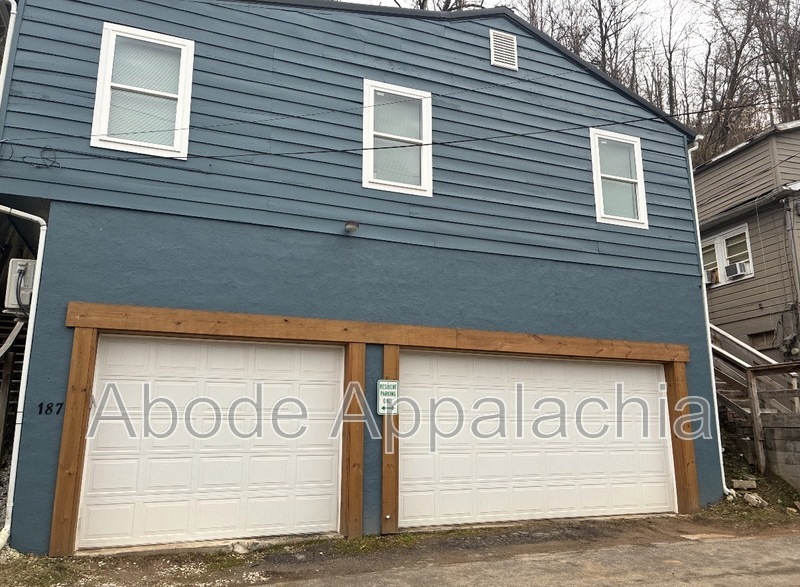 Pikeville Condo: 187 Poplar Street