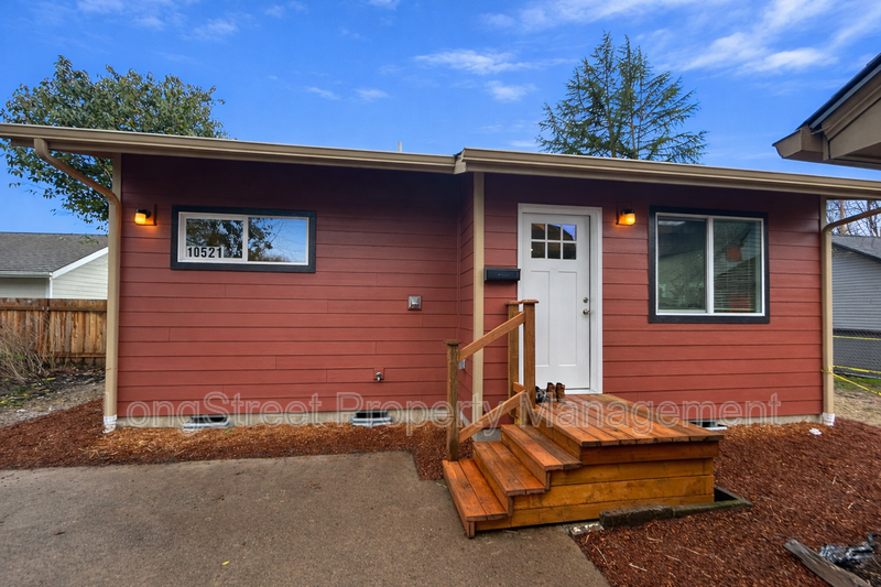 Corvallis House: 1052 SW Western Blvd