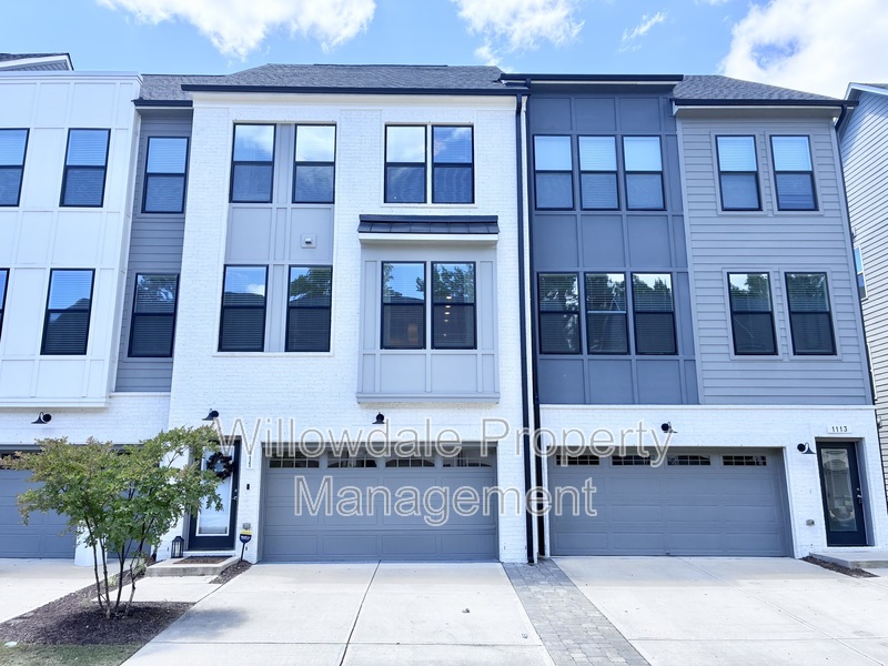 Cary Townhome: 1111 Kiernan Grove ln