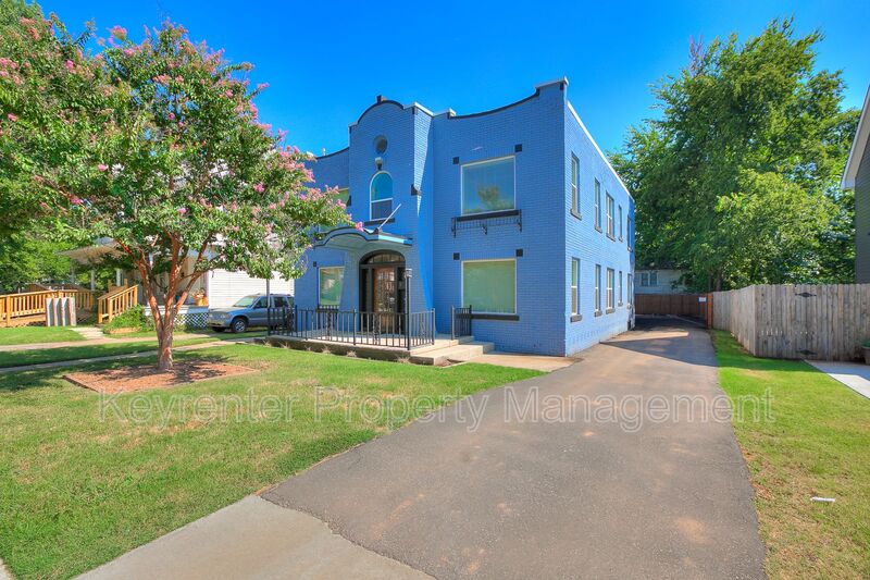 Oklahoma City House: 1308 NW 16th St