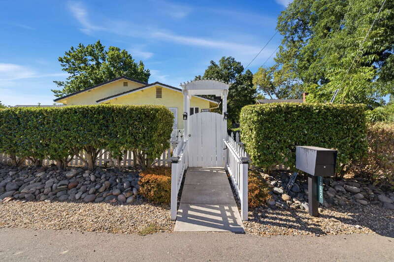 Citrus Heights Condo: 7852 Watson Way