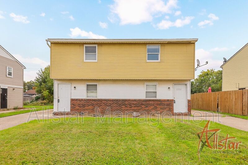 Lorain House: 1323 Massachusetts Ave