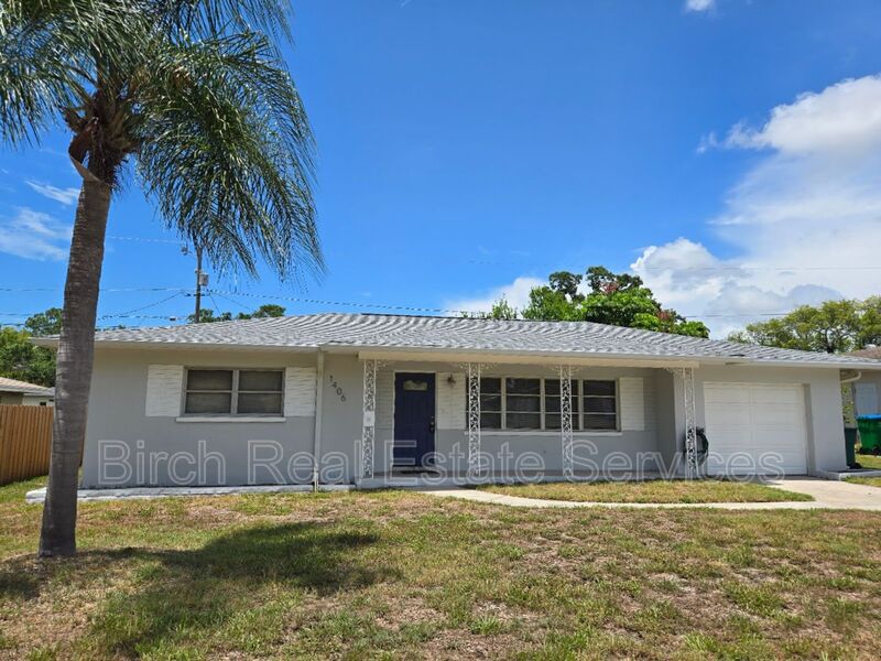 Clearwater House: 1406 Lemon St.