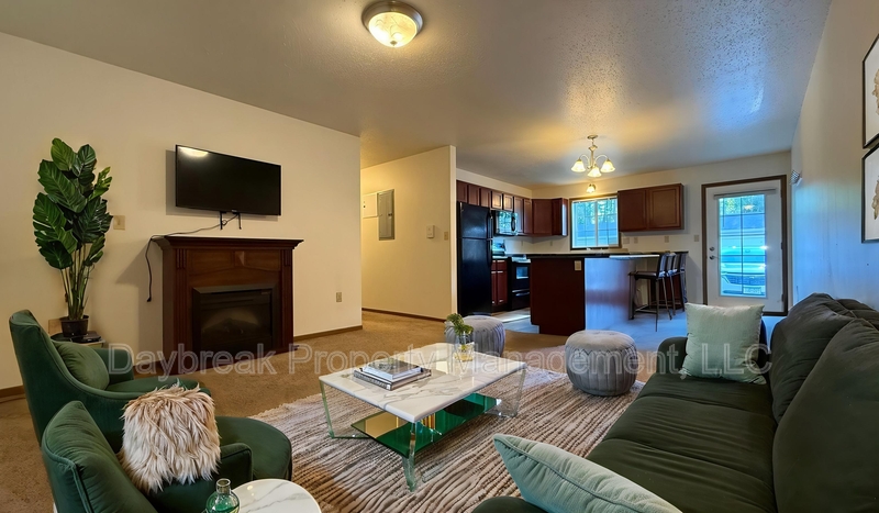Moorhead Condo: 317 16th Street South - 4