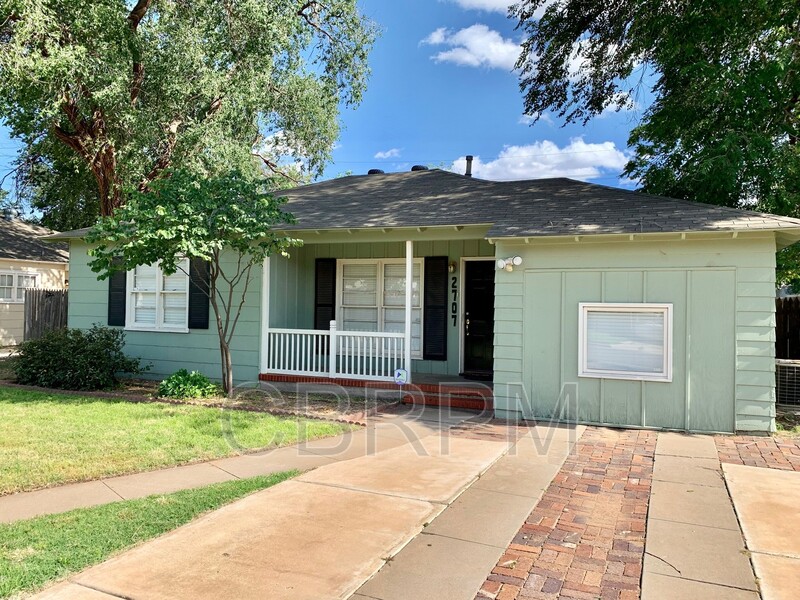 Lubbock House: 2707 30th Street