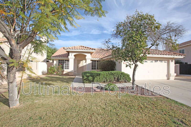 Glendale House: 7150 W Los Gatos Dr