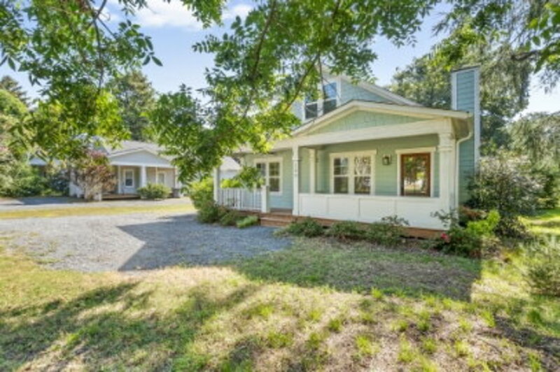 Southern Pines House: 155 Piney Lane