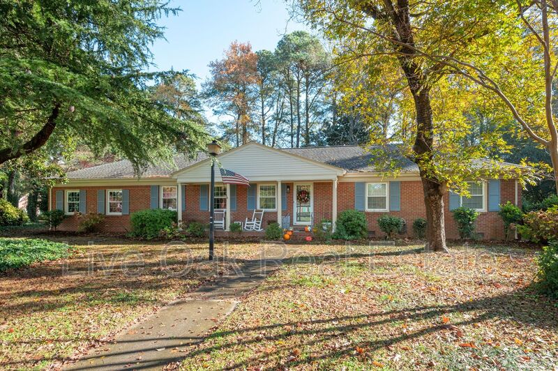 Virginia Beach House: 1612 Whitethorne Road