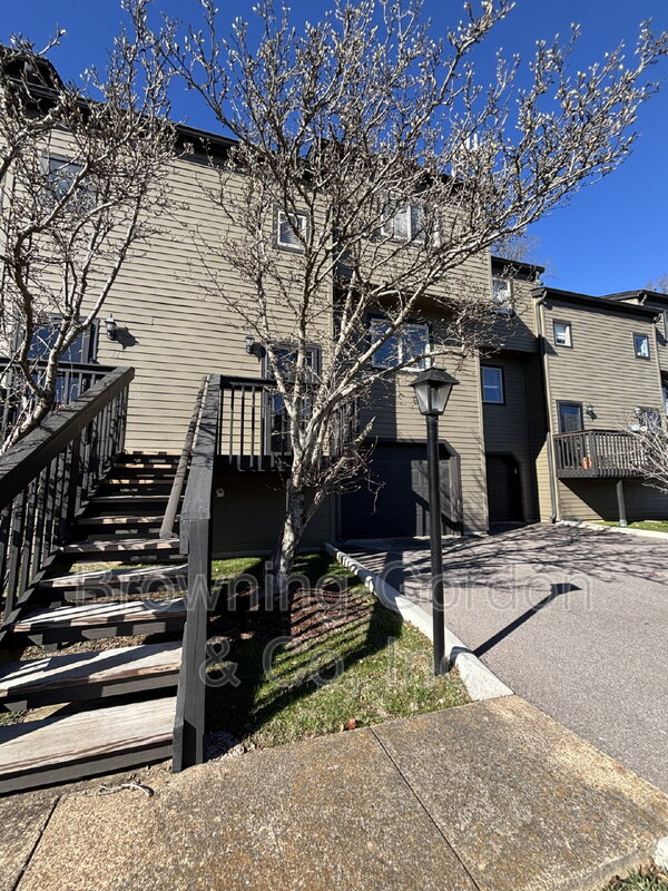 Nashville Townhome: 419 Summit Ridge Place