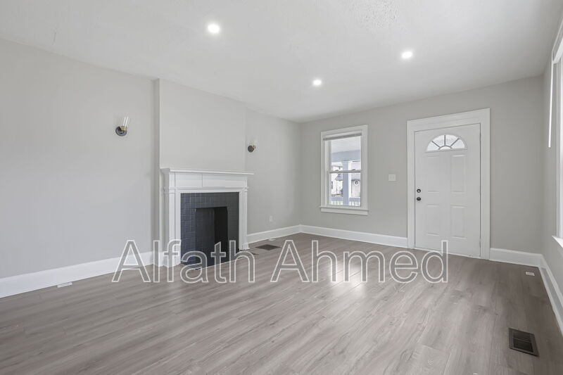 Columbus Condo: 1768 Kent St