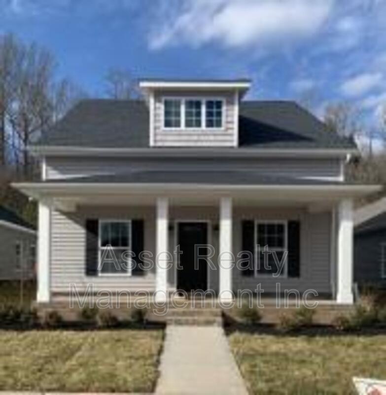 Oak Ridge House: 103 W. Rarity Ridge Pkwy