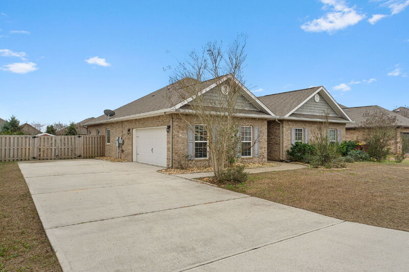 Crestview House: 523 Gadwell Street