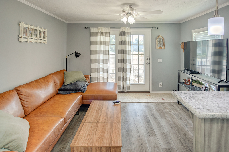 Glen Carbon Condo: 26 Coachlight Trailer Park