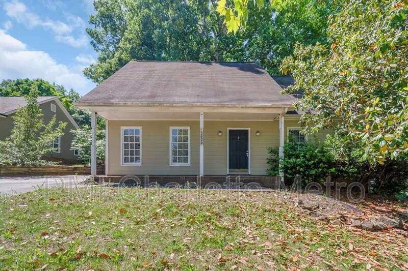 Charlotte House: 10800 Whittersham Drive