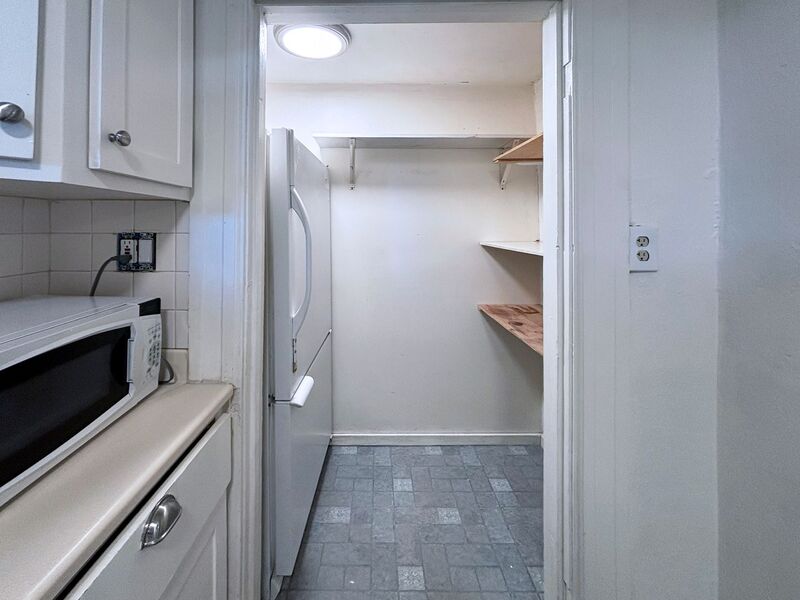 Photo 13 of rental home at 444 Blair Boulevard