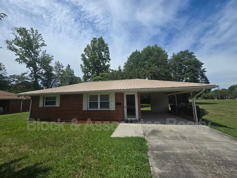 Archdale House: 506 Eden Terrace