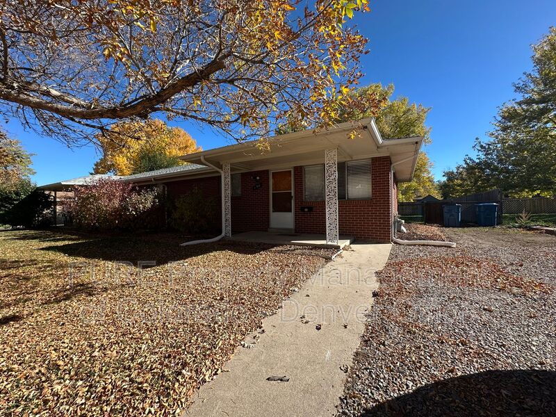 Lakewood Condo: 150 S Cody Ct