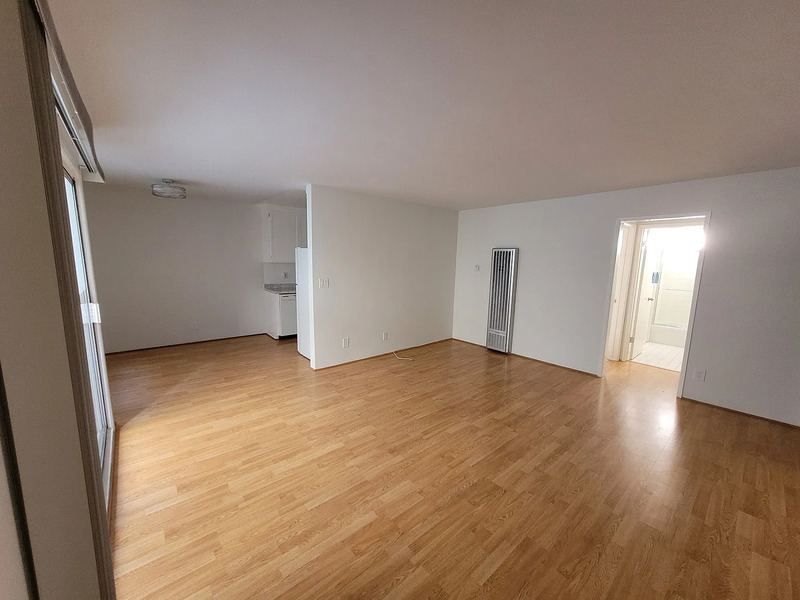 Venice Condo: 1410 Venice Blvd