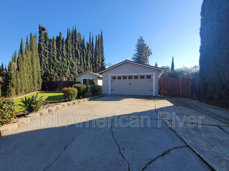 Sacramento House: 5640 Andrea Blvd