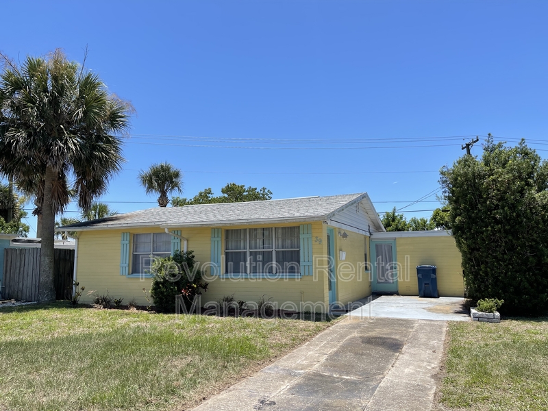 39 Ocean Shore Dr Ormond Beach FL 32176-3544 - Photo 1