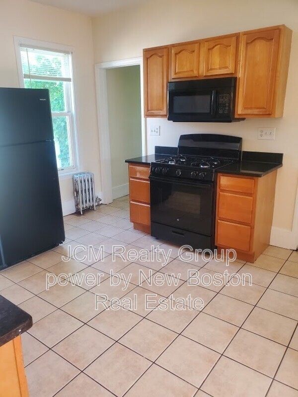 Boston Condo: 12 Gayland St, Boston, MA 02125 U-3