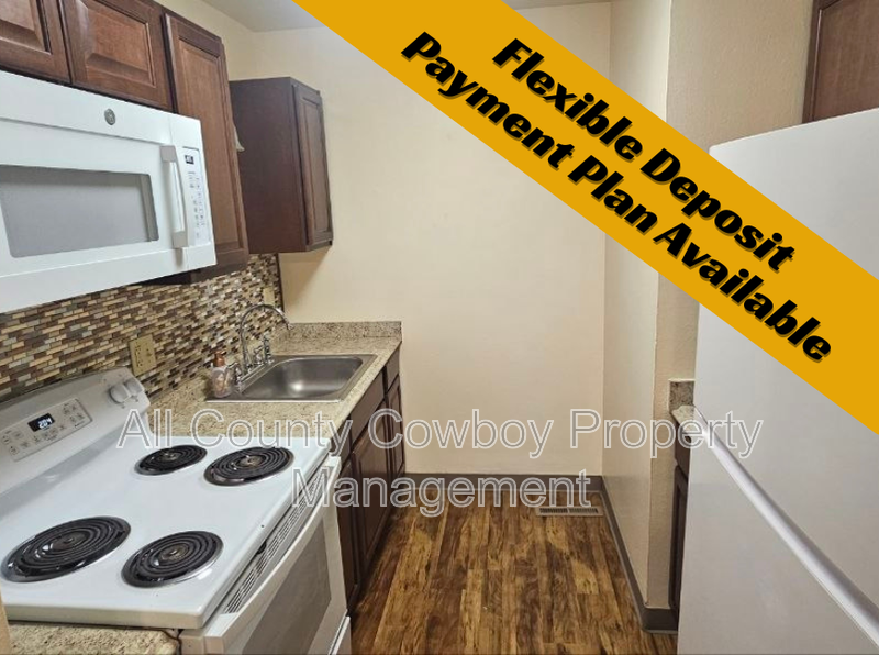 Cheyenne Condo: 126 S Cribbon Ave