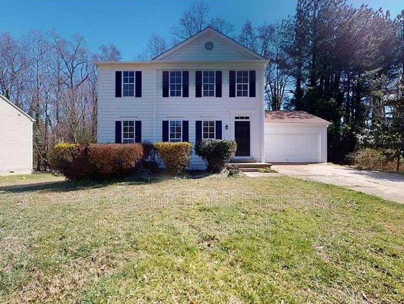 Decatur House: 4084 Pinehurst Valley Dr