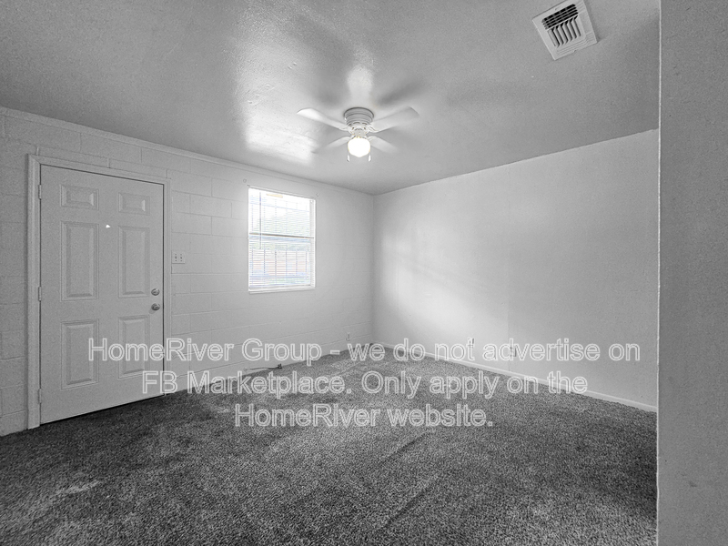 San Antonio Townhome: 380 Sterling St