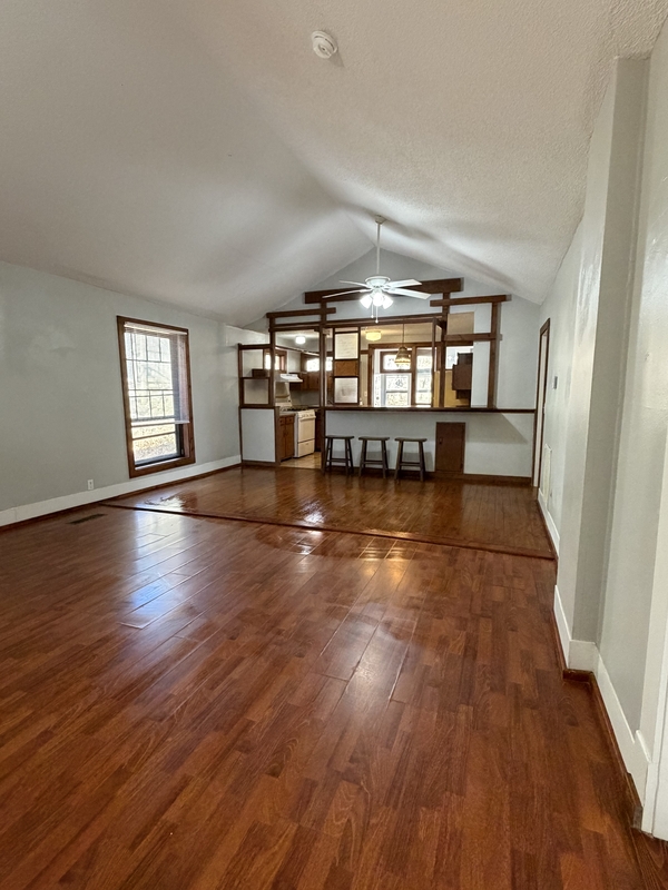 Fayetteville House: 416 East Huntsville Road