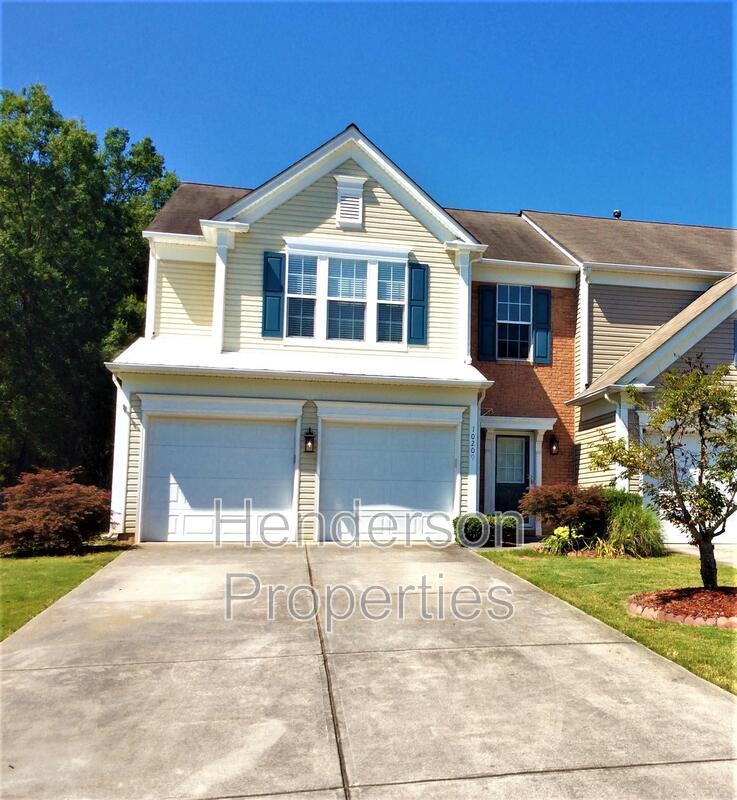 Charlotte Townhome: 10209 Kendra Court