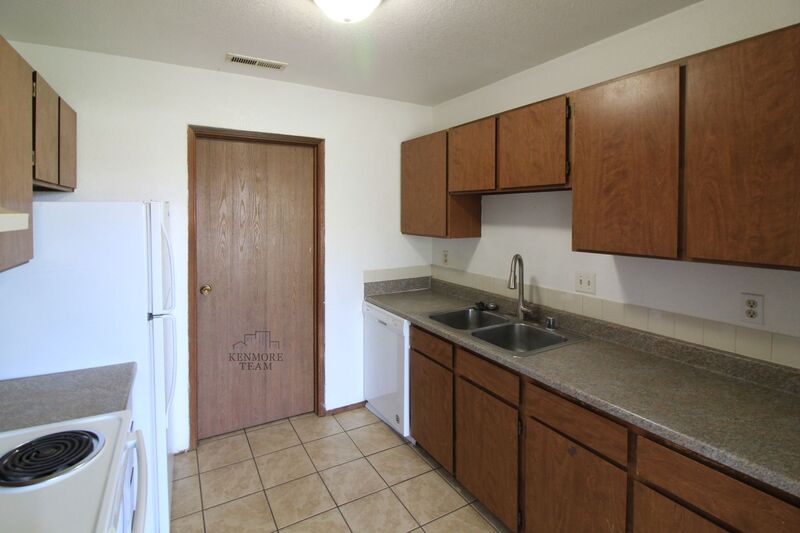 Kennewick Condo: 6818 W. 1st Ave.