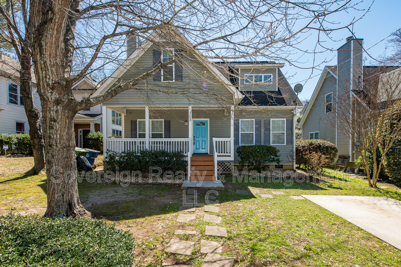 Atlanta House: 323 Englewood Ave SE