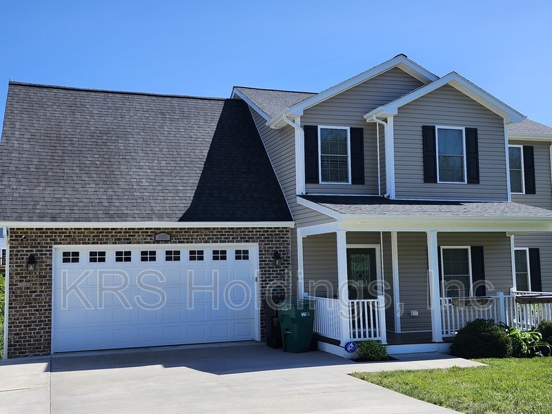 Rockingham House: 4517 Wiltshire St