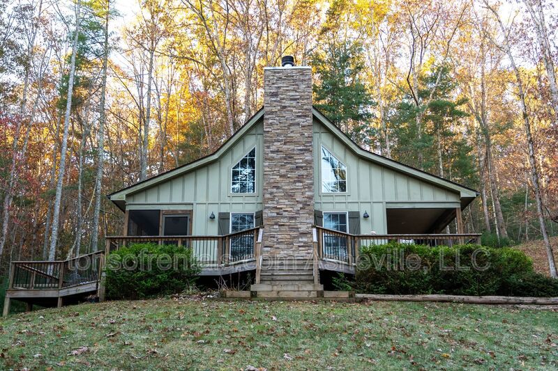 Arden House: 72 Coma Lake Lane