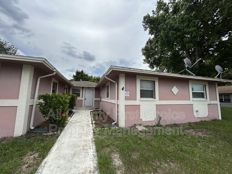 Dunedin Condo: 3071 Park Ln