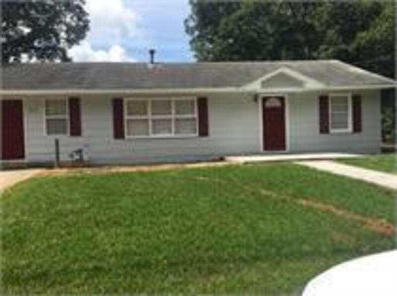 Griffin House: 805 Pamela Drive