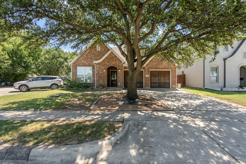 Fort Worth House: 2909 Gordon Avenue