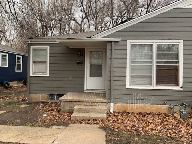 Wichita Condo: 2303 S Belmont St