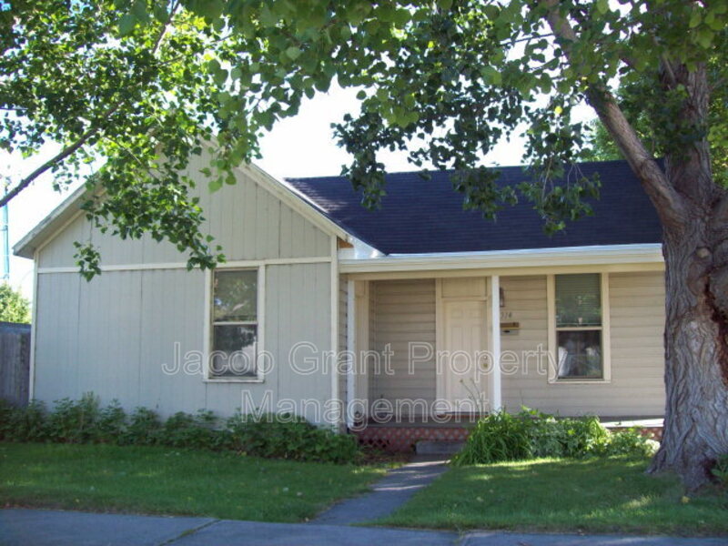Idaho Falls House: 374 Basalt