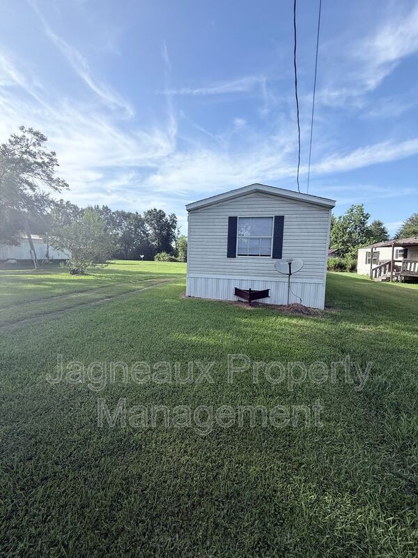 Vinton House: 2214 Center St