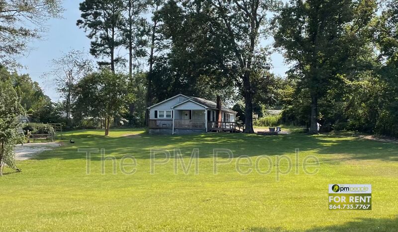 Easley House: 716 Turner Hill Rd