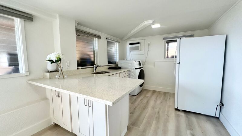 Honolulu Condo: 4559 Sierra Dr.